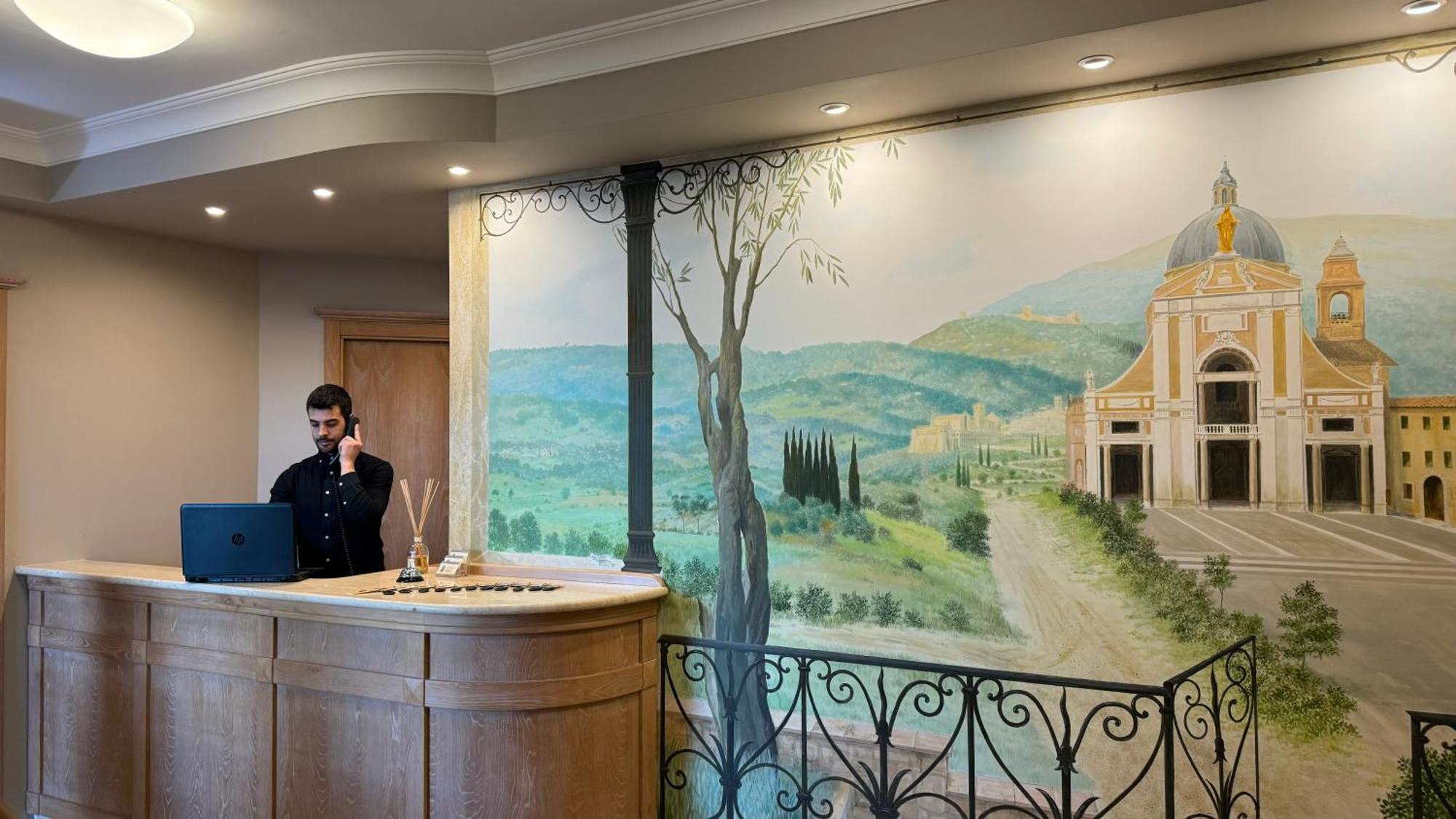 Hotel Cladan アッシジ エクステリア 写真