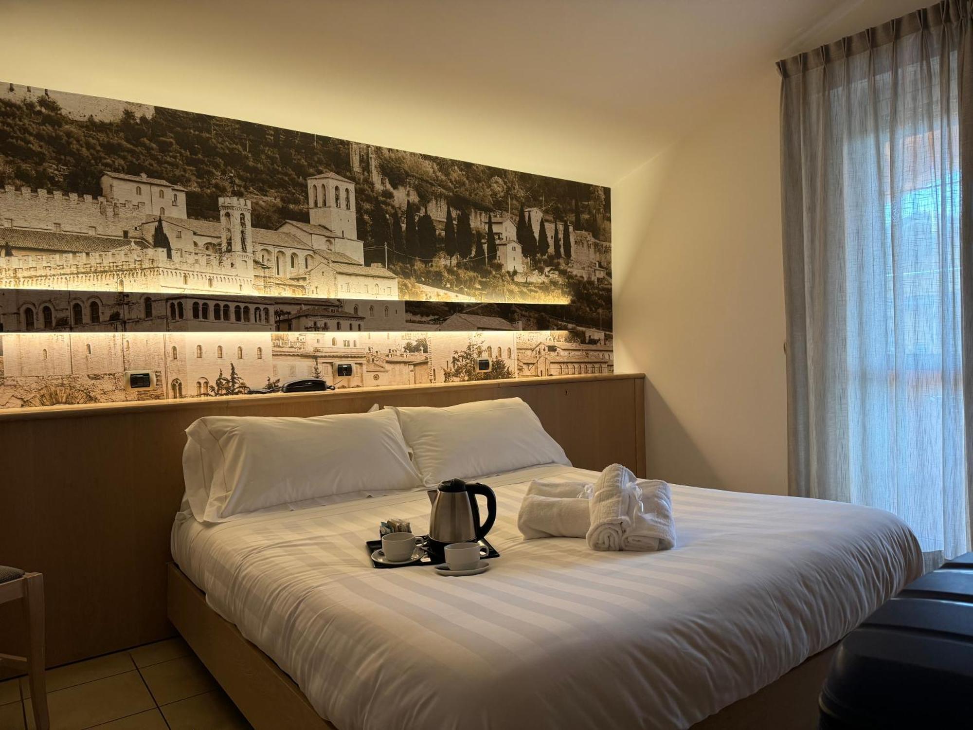 Hotel Cladan アッシジ エクステリア 写真
