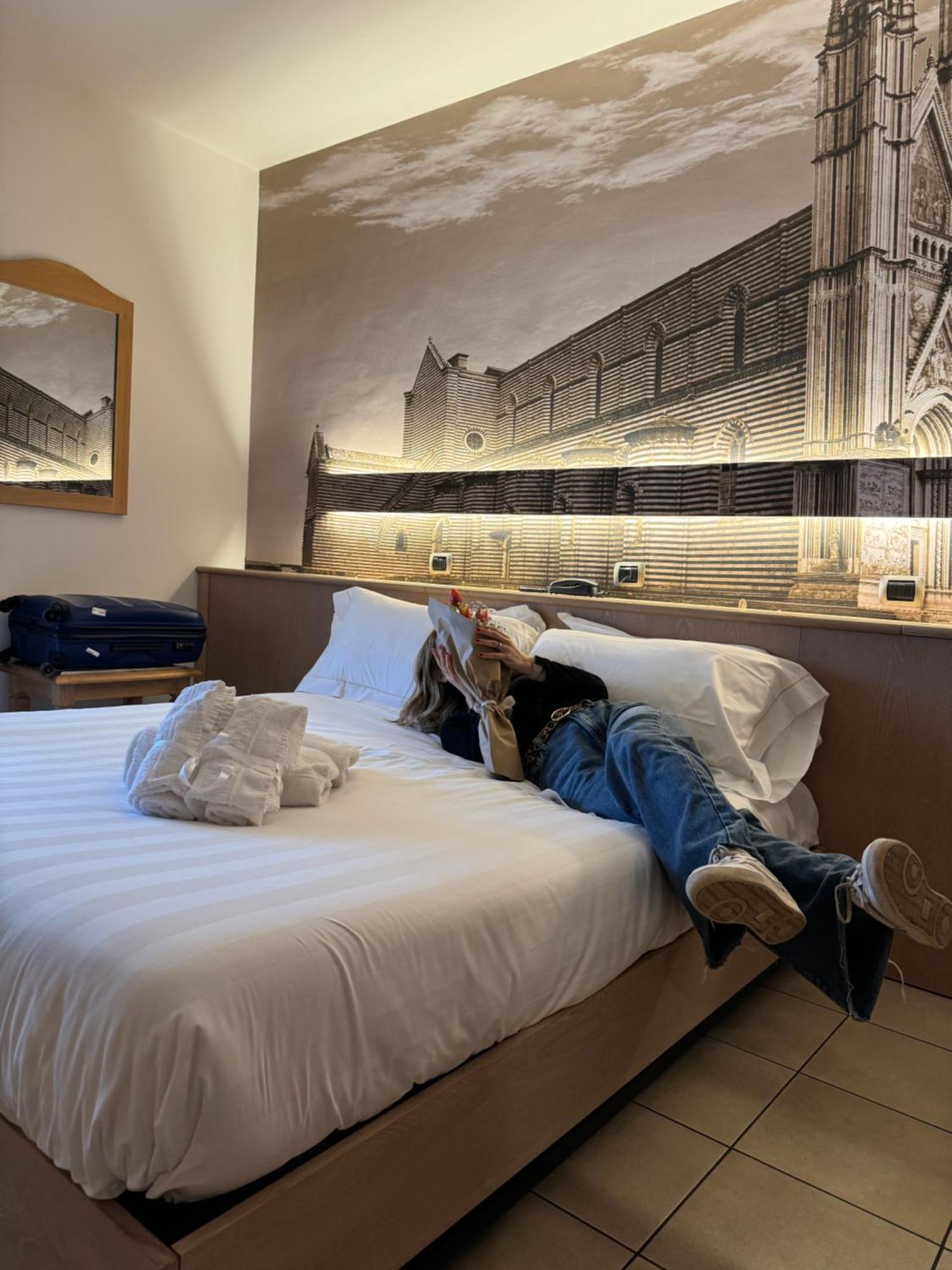 Hotel Cladan アッシジ エクステリア 写真
